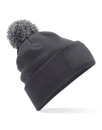 B443 Beechfield  Snowstar® Patch Beanie - Graphite Grey/ Light Grey - B443