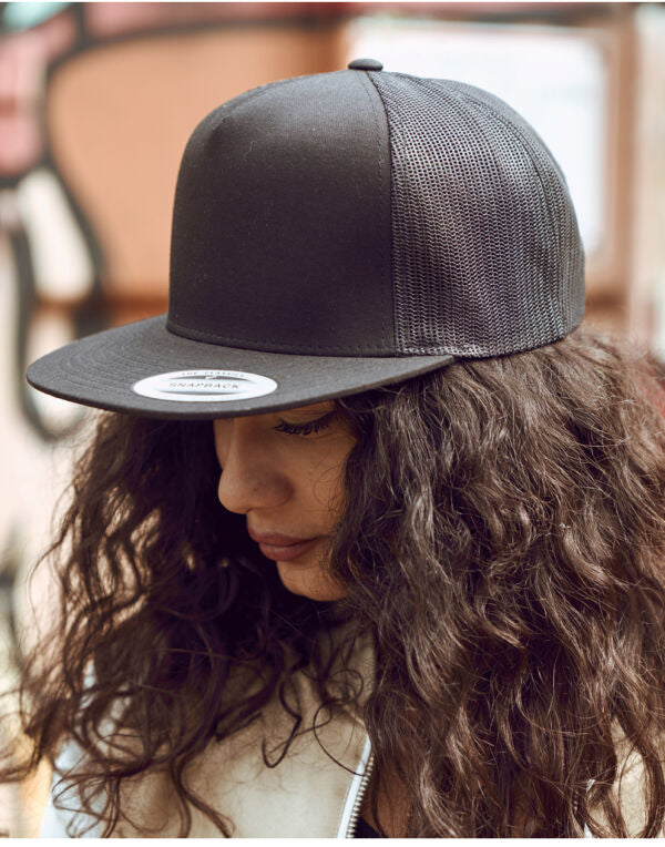 6006 Flexfit Classic Trucker Cap